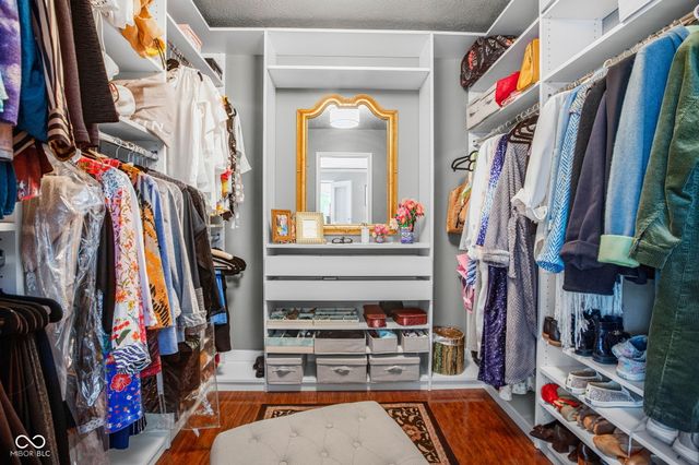 9158 West Point Place, Indianapolis, IN 46268