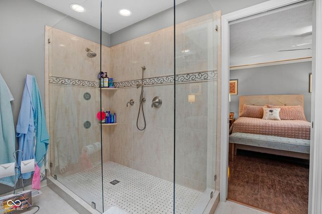 9158 West Point Place, Indianapolis, IN 46268