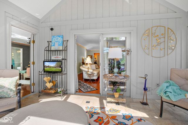 9158 West Point Place, Indianapolis, IN 46268