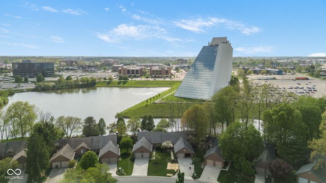 9158 West Point Place, Indianapolis, IN 46268