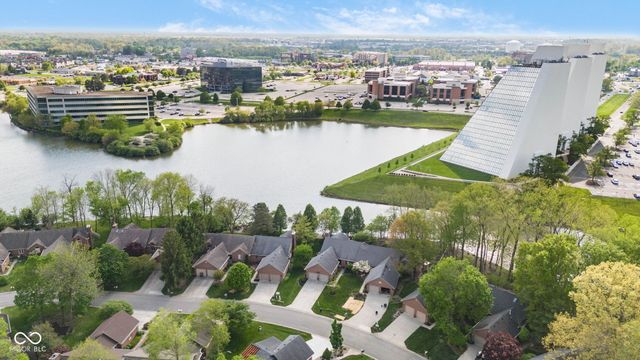 9158 West Point Place, Indianapolis, IN 46268