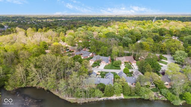 9158 West Point Place, Indianapolis, IN 46268