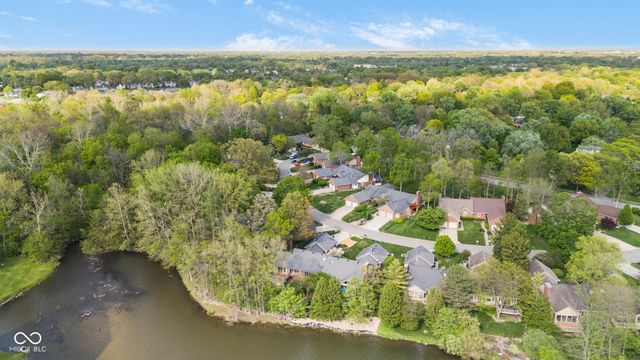 9158 West Point Place, Indianapolis, IN 46268