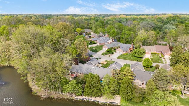 9158 West Point Place, Indianapolis, IN 46268