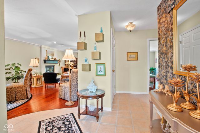 9158 West Point Place, Indianapolis, IN 46268