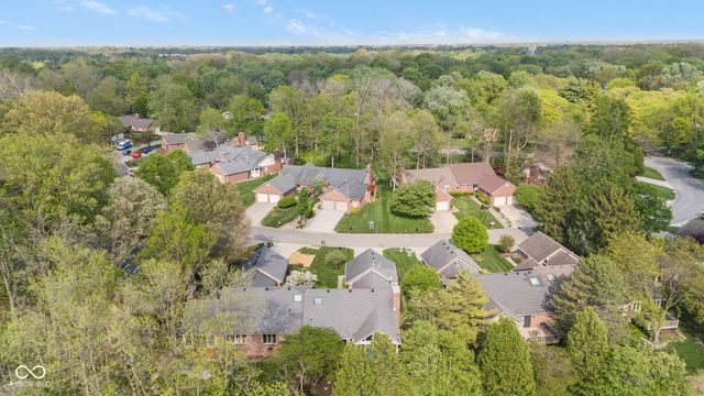 9158 West Point Place, Indianapolis, IN 46268