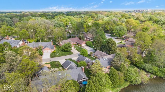 9158 West Point Place, Indianapolis, IN 46268