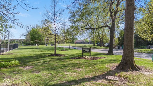 9158 West Point Place, Indianapolis, IN 46268