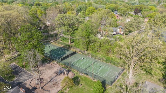 9158 West Point Place, Indianapolis, IN 46268