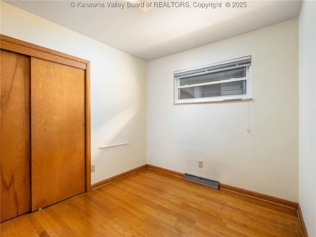 109 18th Street, Dunbar, WV 25064