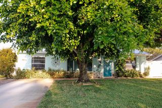 8675 SE Keathley Court, Hobe Sound, FL 33455