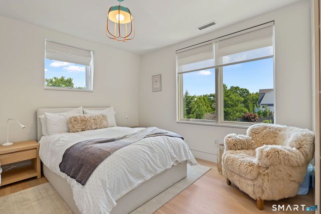 14 Promised Road, Westport, CT 06880