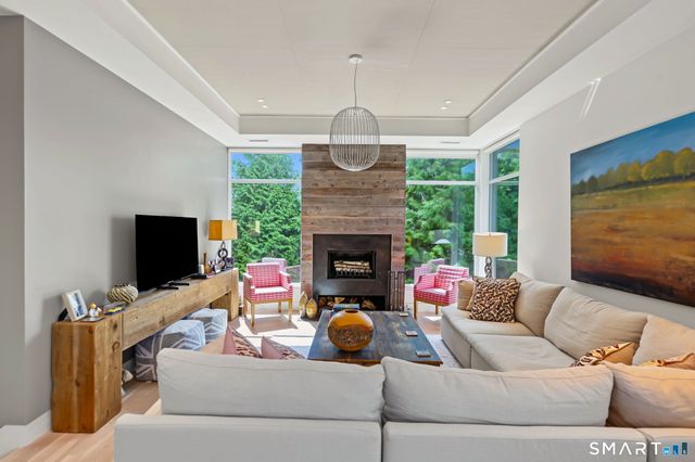 14 Promised Road, Westport, CT 06880