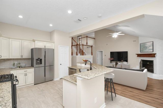 2519 Palace Drive, Stafford, TX 77477