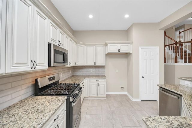 2519 Palace Drive, Stafford, TX 77477