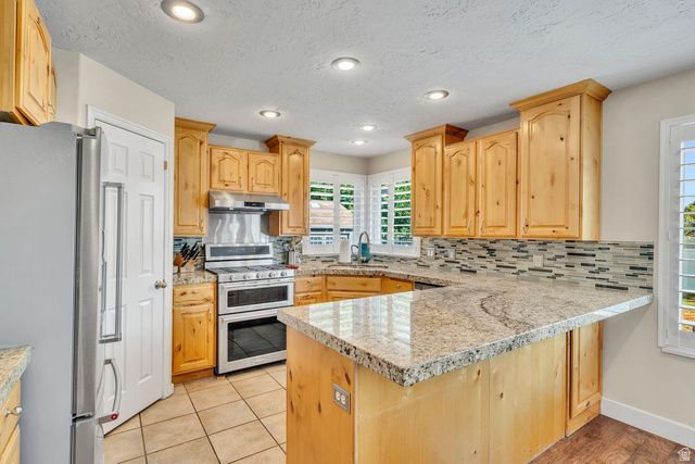 6637 W CANTERBURY WAY, Highland, UT 84003
