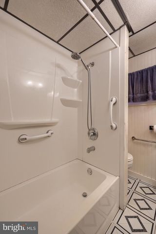 81 BUCH AVE, Lancaster, PA 17601