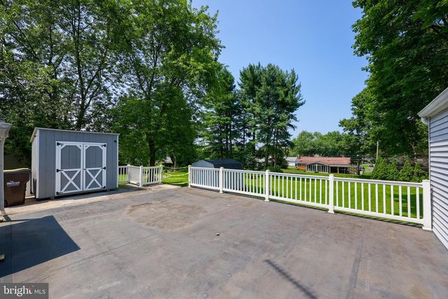 81 BUCH AVE, Lancaster, PA 17601