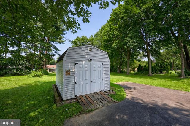 81 BUCH AVE, Lancaster, PA 17601