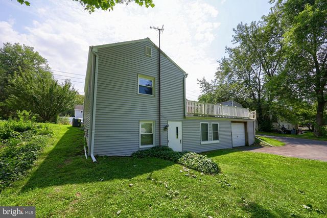 81 BUCH AVE, Lancaster, PA 17601