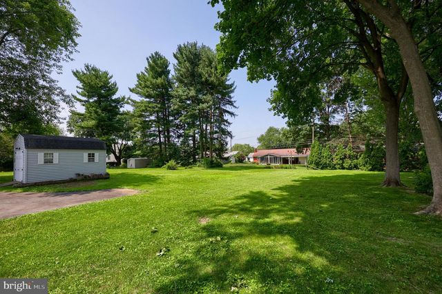 81 BUCH AVE, Lancaster, PA 17601