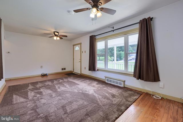 81 BUCH AVE, Lancaster, PA 17601