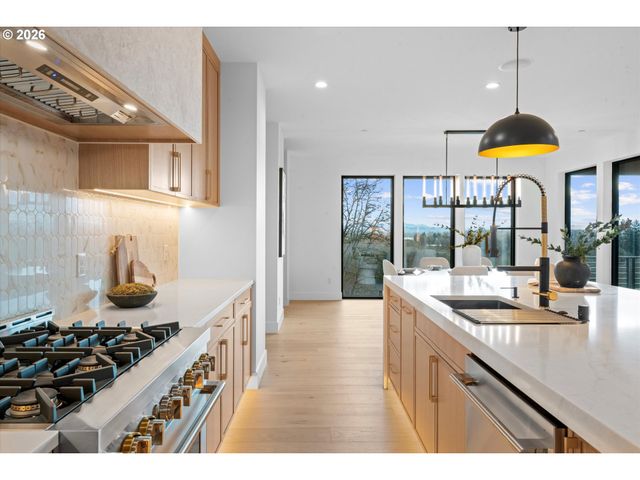 1631 Nw Hazel Ct, Camas, WA 98607