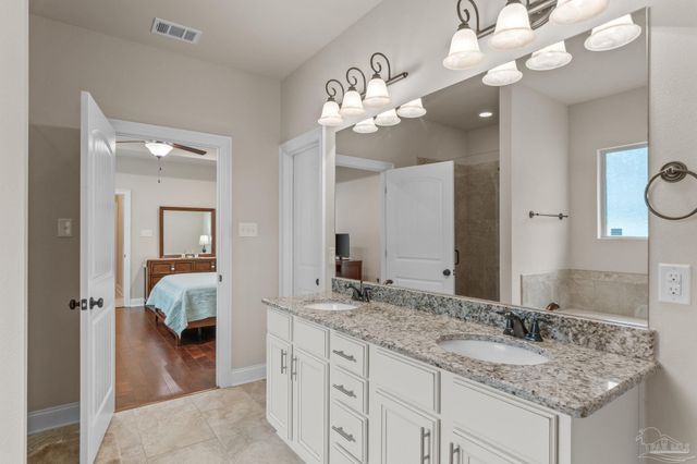 2145 Angels Ridge Cv, Cantonment, FL 32533