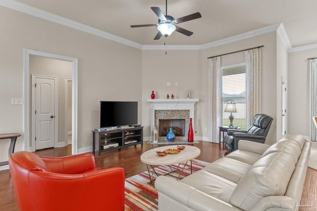 2145 Angels Ridge Cv, Cantonment, FL 32533