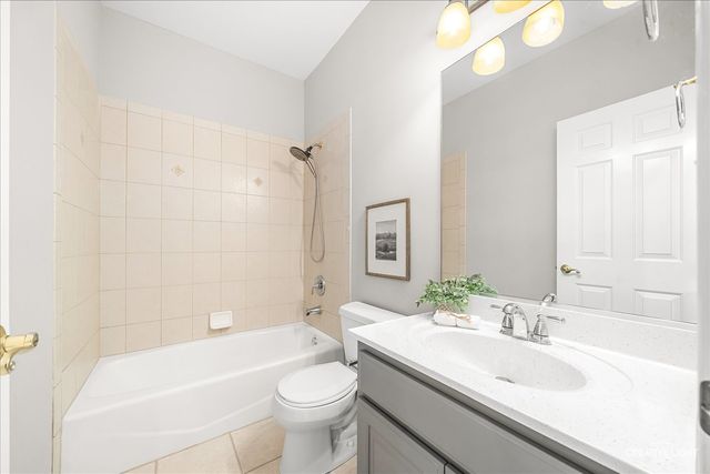 3604 KERRIELL Court, Naperville, IL 60564