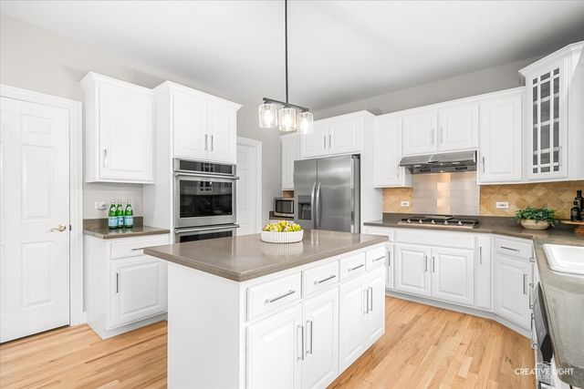 3604 KERRIELL Court, Naperville, IL 60564