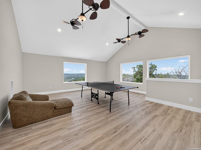 148 Private Rd 1749, Mico, TX 78056