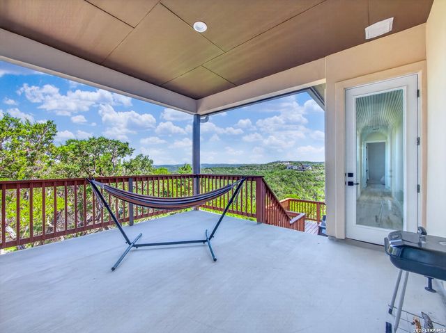 148 Private Rd 1749, Mico, TX 78056