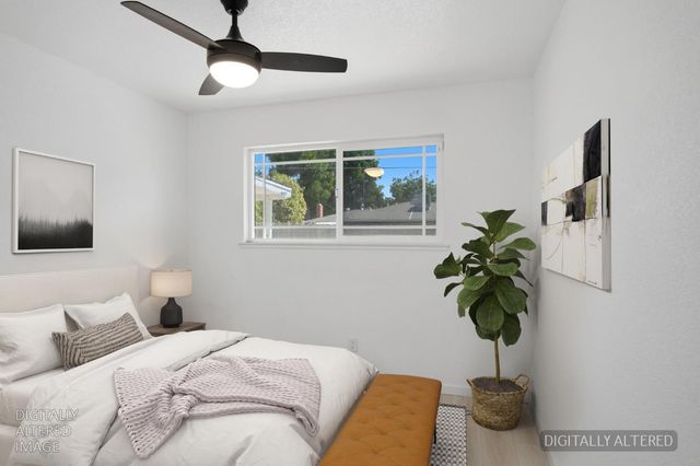 3210 Shamrock Ave, Merced, CA 95340