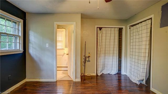 218 Westwood Drive, Kernersville, NC 27284