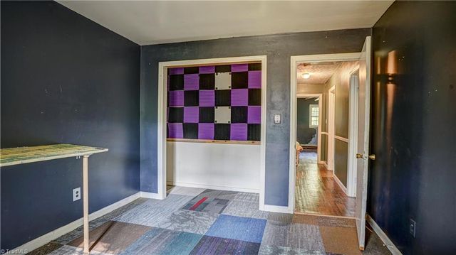 218 Westwood Drive, Kernersville, NC 27284