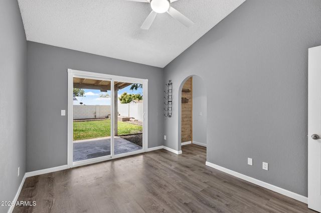 1111 N 64TH Street 10, Mesa, AZ 85205