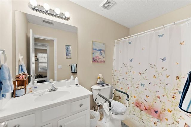 3927 Celtic Court, Gainesville, GA 30507