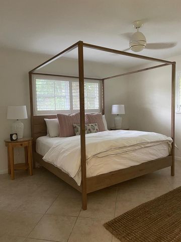 1202 Palm Trail 6, Delray Beach, FL 33483