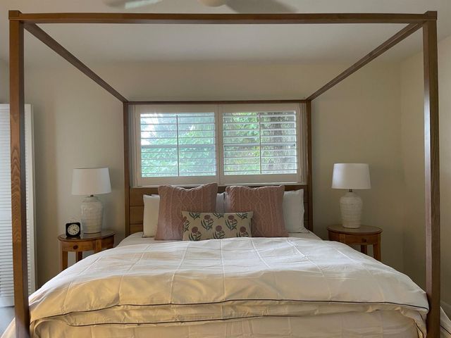 1202 Palm Trail 6, Delray Beach, FL 33483