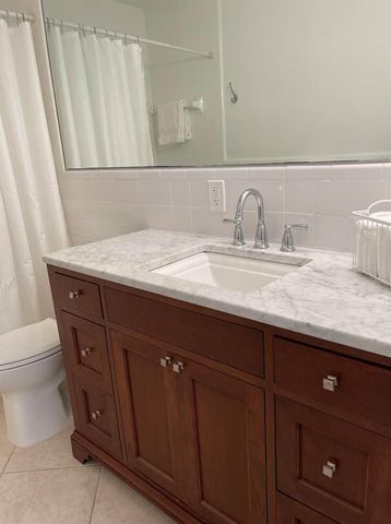 1202 Palm Trail 6, Delray Beach, FL 33483