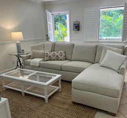 1202 Palm Trail 6, Delray Beach, FL 33483