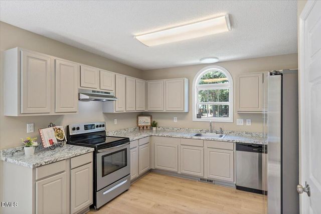 48 Hunters Way, Angier, NC 27501