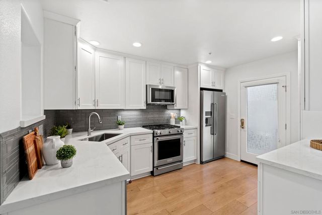 350 Nutmeg St 105, San Diego, CA 92103