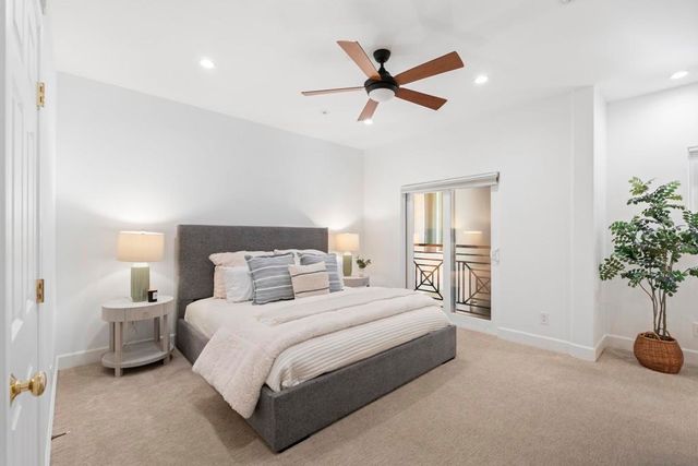 350 Nutmeg St 105, San Diego, CA 92103