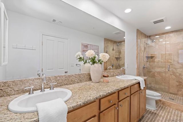 350 Nutmeg St 105, San Diego, CA 92103