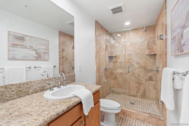 350 Nutmeg St 105, San Diego, CA 92103