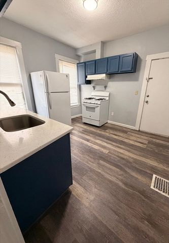 153 Allen Ave 1, Lynn, MA 01902