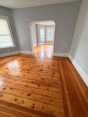 153 Allen Ave 1, Lynn, MA 01902