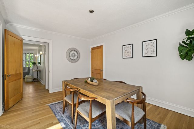 1218 Central Street 3S, Evanston, IL 60201